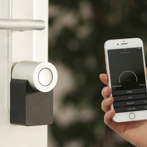 smartphone door access system